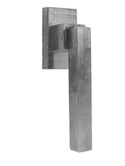 7905