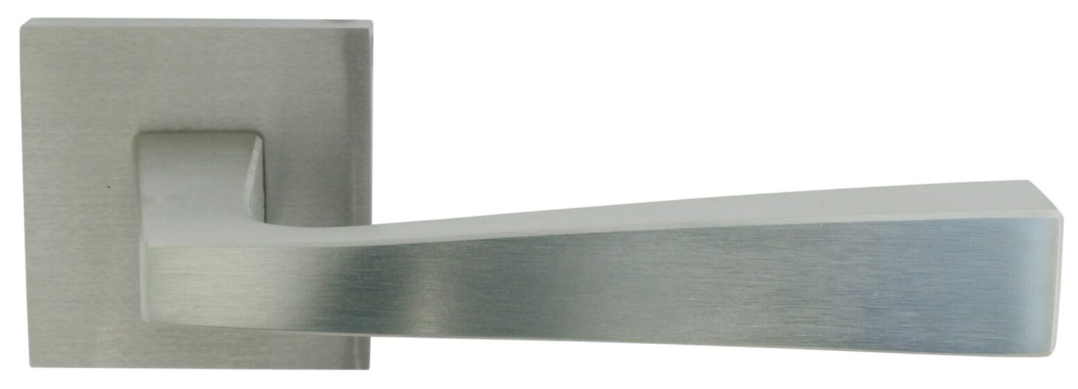 PAAR DEURKLINK ZINNIA /QU CHROOM SAT (CS) zonder BB