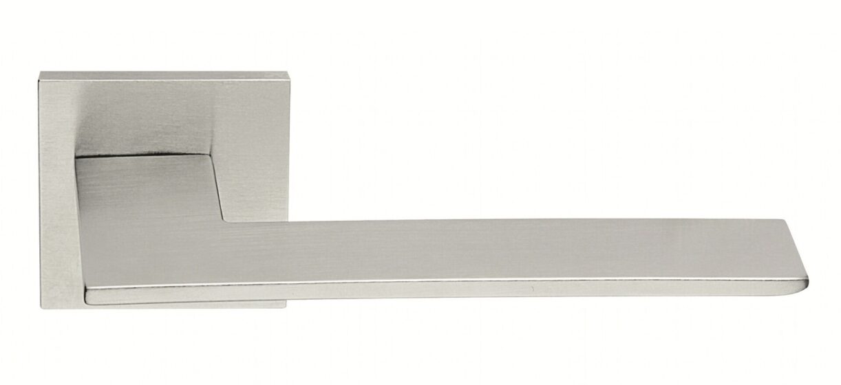 PAAR DEURKLINK BLADE 1500 50-QT/ CHROOM SAT (CS) zonder BB